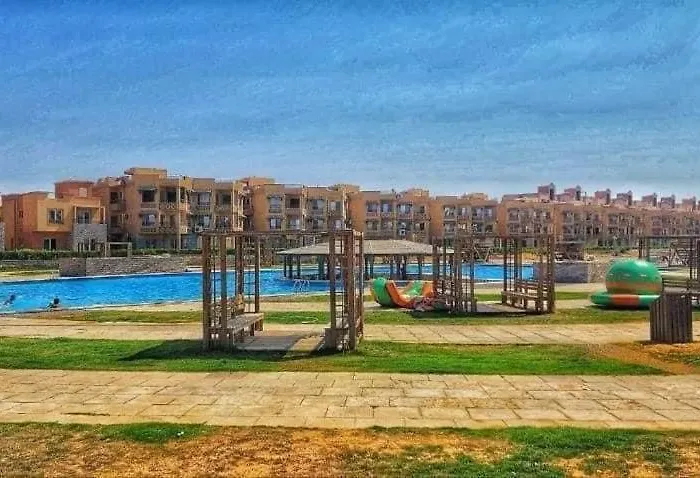 شاليه قرية لاجولى السخنه للعائلات فقط *